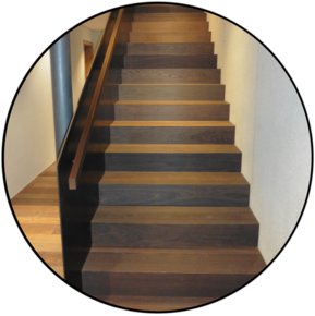 Treppe aus Holz